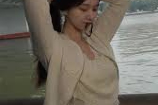 热搜爆了！谢娜演唱会后台花海刷屏肖战粉色花篮看哭全网