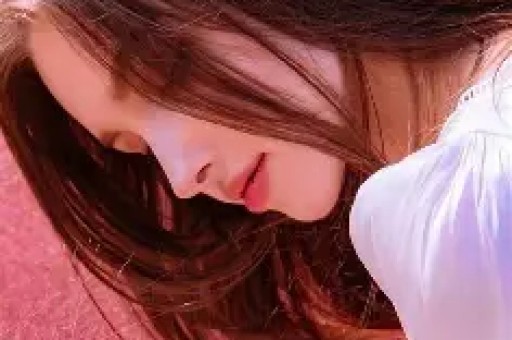 艺人热度指数榜：迪丽热巴跌至第二第一指数7286分是位00后